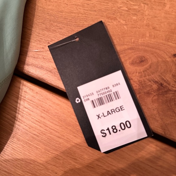 Tank top - Picture 4 of 7